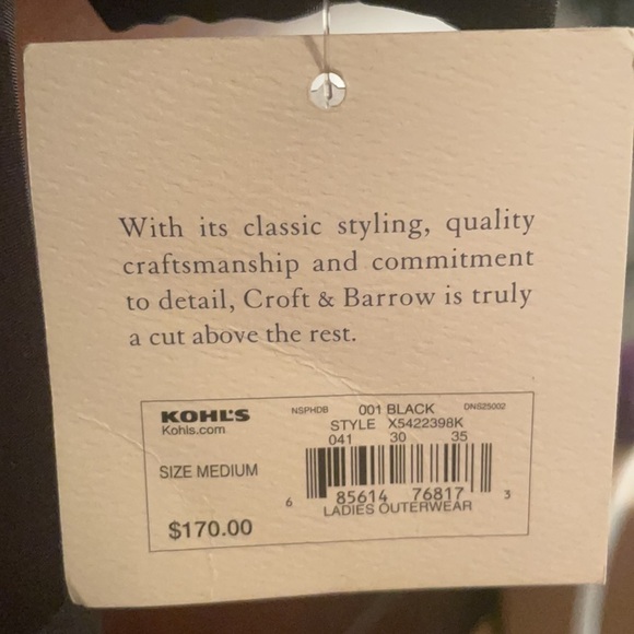 Winter coat with scarf by Croft & Barrow. - Picture 4 of 11